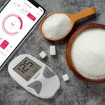 دستگاه تست قند خون دیابان مدل SMM 1000 به همراه نوار تست قند خون بسته 50 عددی - تصویر 3